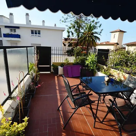 Apartament Best Studio With Terace Garden Mentona