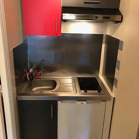 Apartment Best Studio With Terace Garden